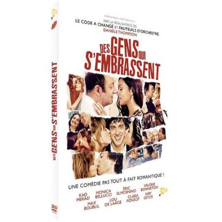 affiche Des gens qui s’embrassent