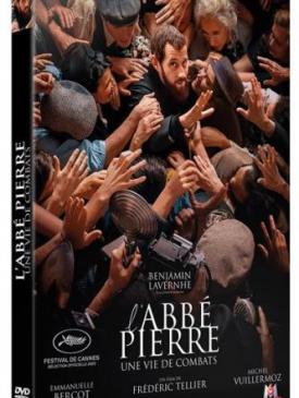 affiche du film L'Abbé Pierre - Une vie de combats